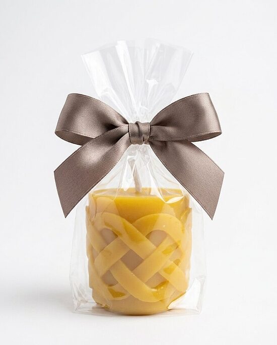 Celtic waves - Beeswax candle